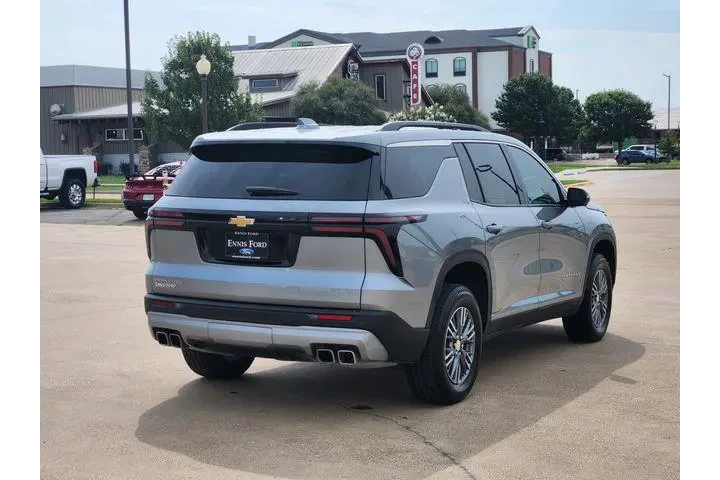 $32705 : Chevrolet Traverse 2024 LT 4 image 7