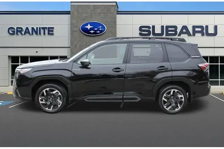 $39499 : Subaru Forester 2025 AWD Lim image 7
