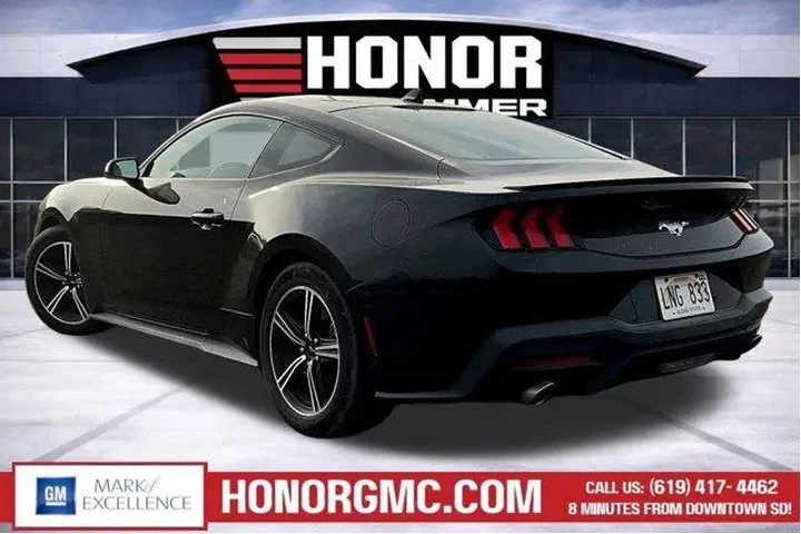 $34988 : Ford Mustang 2024 EcoBoost 2 image 3