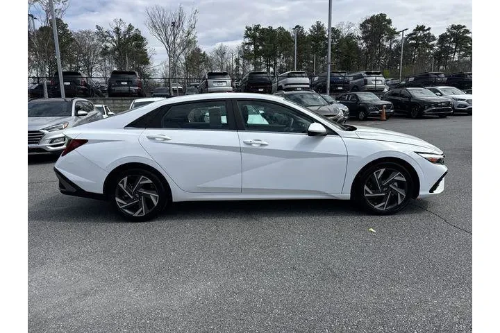 $22610 : Hyundai ELANTRA 2025 SEL Con image 8