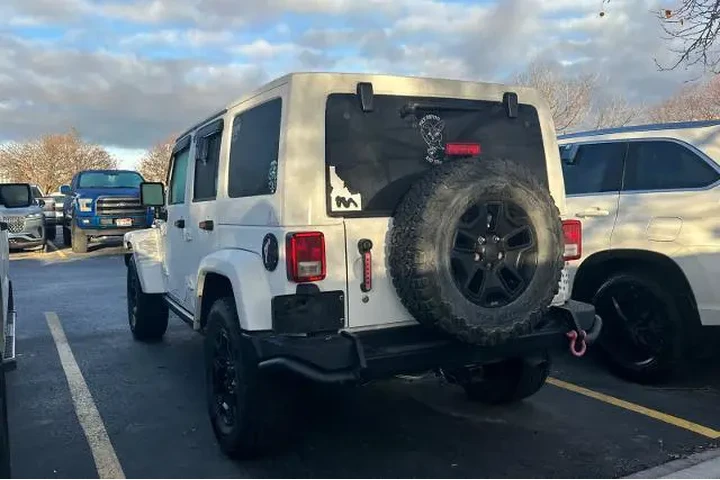 $17995 : Jeep Wrangler Unlimited 2016 image 3