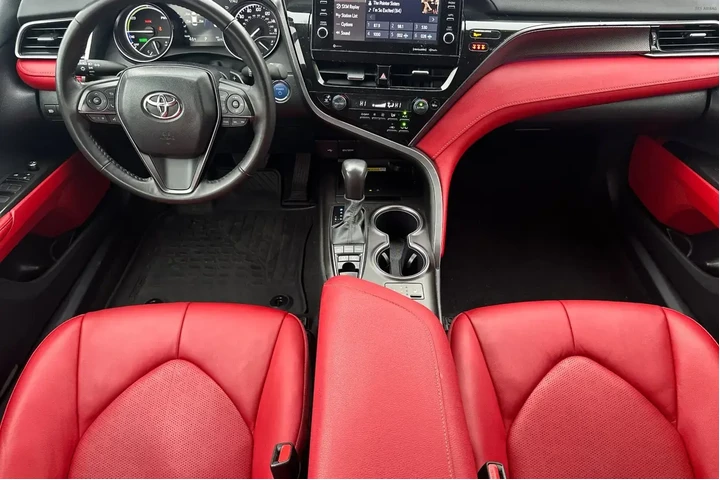 $28800 : Toyota Camry Hybrid 2024 XSE image 6