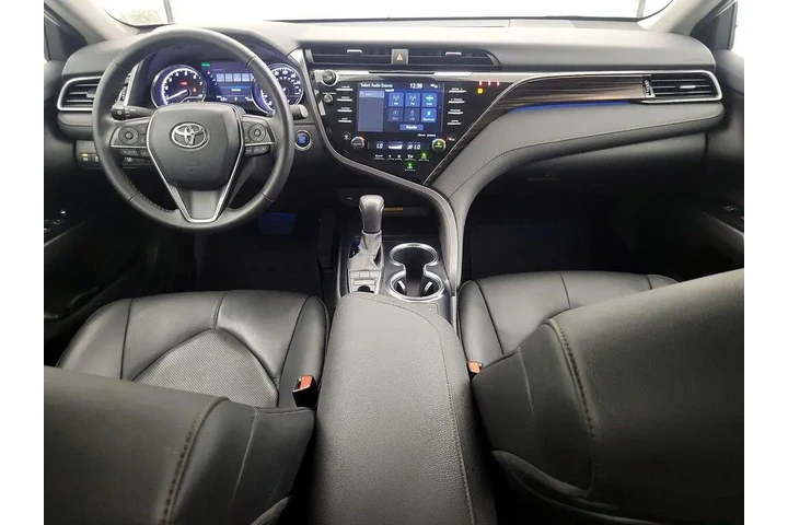 $26998 : Toyota Camry 2020 XLE 4dr Se image 9