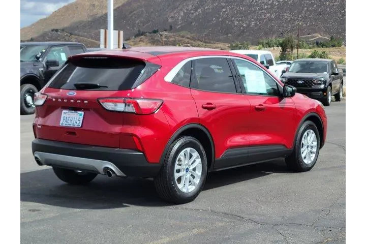 $19000 : Ford Escape 2022 SE 4dr SUV image 2