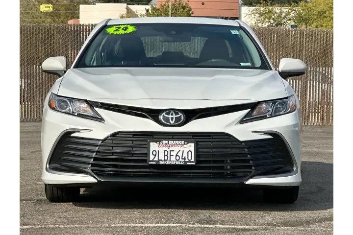 $27990 : Toyota Camry 2024 LE 4dr Sed image 8