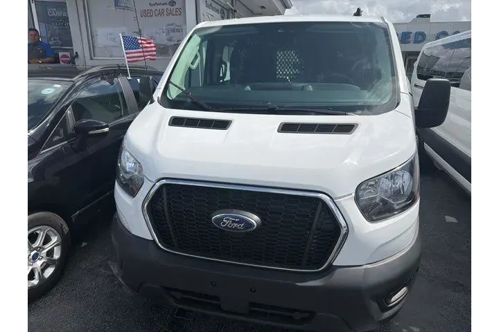 $32990 : Ford Transit 2024 250 3dr SW image 2