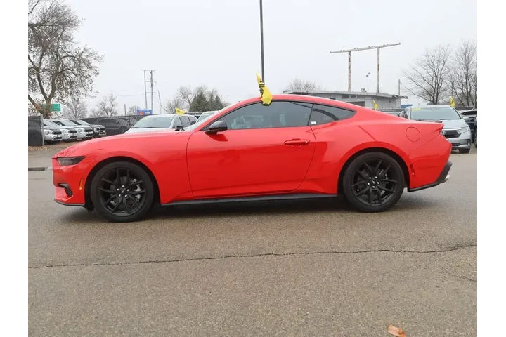 $28990 : Ford Mustang 2024 EcoBoost 2 image 5