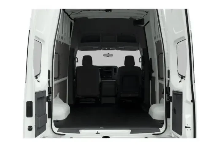 $16888 : Nissan NV 2018 2500 HD S 3dr image 10