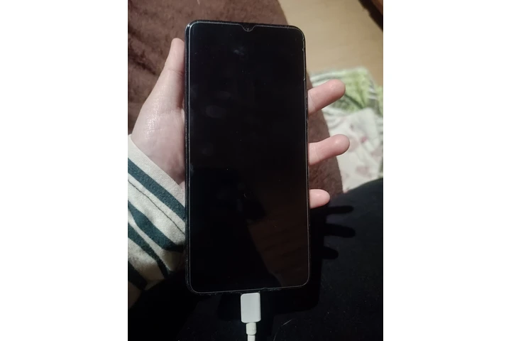 $800 : Venta de celular vivo y33 image 2