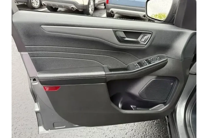 $20081 : Ford Escape 2024 AWD Active image 8