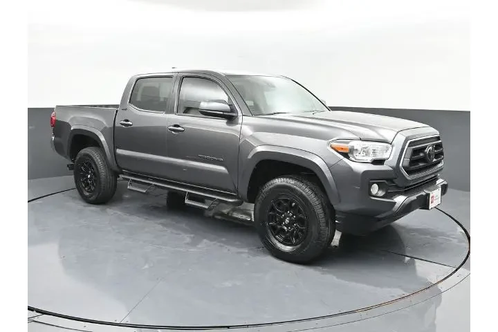 $29795 : Toyota Tacoma 2021 4x2 TRD S image 2