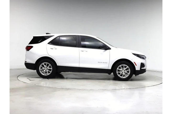 $18998 : Chevrolet Equinox 2022 LS 4d image 7