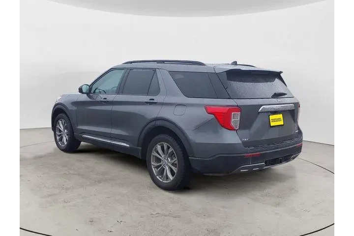 $32988 : Ford Explorer 2023 AWD XLT 4 image 3