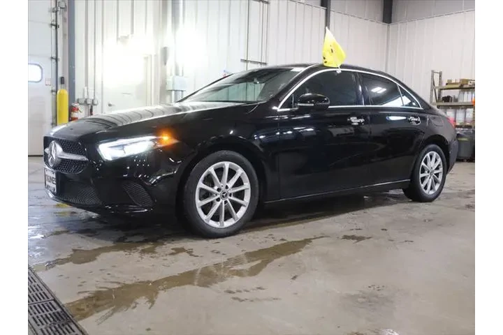 $24777 : Mercedes-Benz A-Class 2021 A image 3