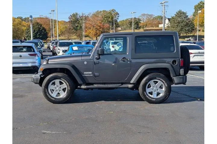 $20000 : Jeep Wrangler 2017 4x4 Sport image 5