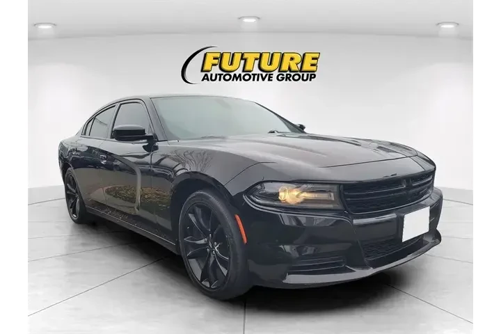 $16997 : Dodge Charger 2019 SXT 4dr S image 1