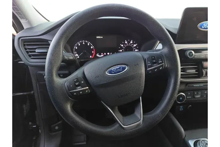 $18063 : Ford Escape 2021 AWD SE 4dr image 10