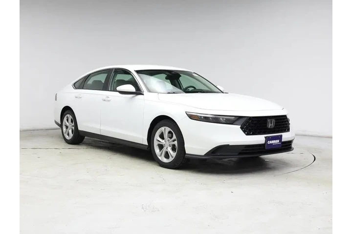 $23998 : Honda Accord 2023 LX 4dr Sed image 1