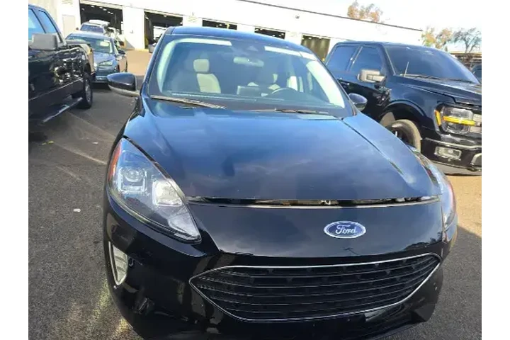 $19999 : Ford Escape 2022 SE 4dr SUV image 2