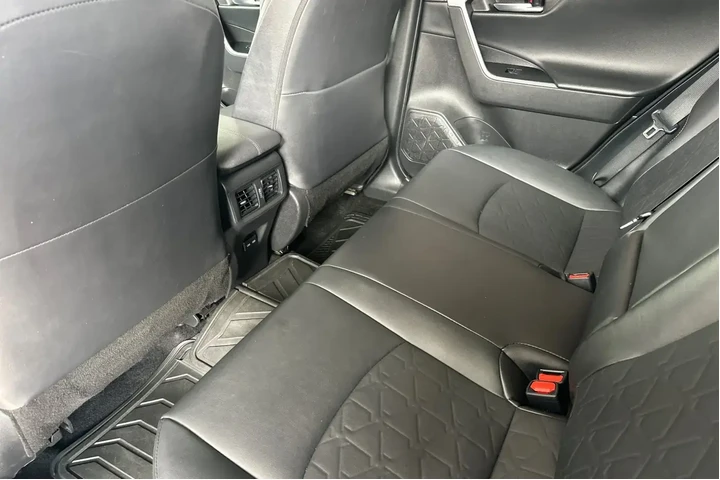 $27900 : Toyota RAV4 2023 AWD Adventu image 8