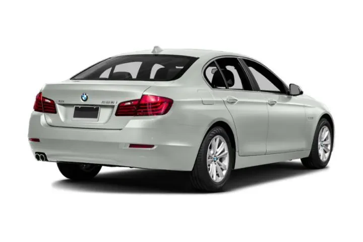$6000 : BMW 5 Series 2015 AWD 528i x image 3