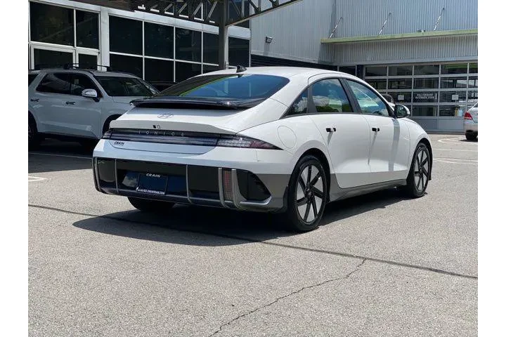 $37489 : Hyundai IONIQ 6 2025 SE 4dr image 7