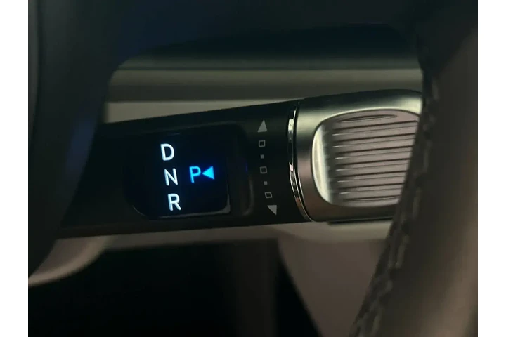 $33999 : Hyundai IONIQ 6 2024 AWD SEL image 8