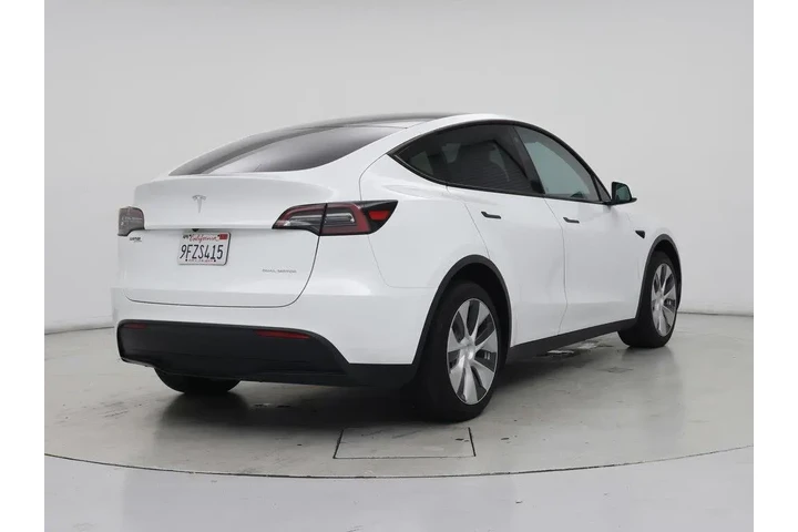 $35998 : Tesla Model Y 2023 AWD Long image 8