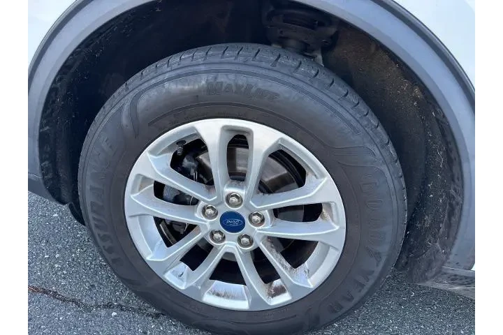 $12800 : Ford Escape 2020 AWD SE 4dr image 9