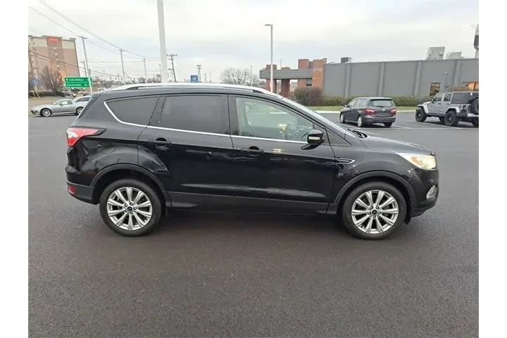 $8985 : Ford Escape 2017 Titanium 4d image 6