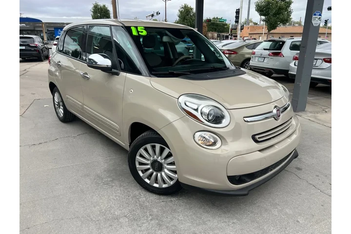 2015 500L Lounge image 3