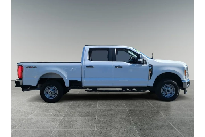 $39900 : Ford F-250 Super Duty 2024 4 image 6
