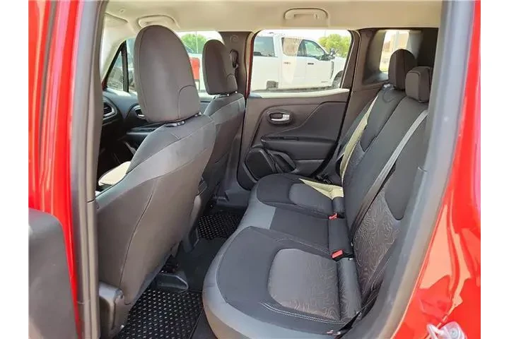 $20950 : Jeep Renegade 2023 4x4 Uplan image 10