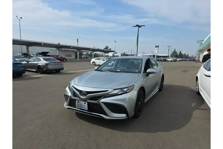 $28500 : Toyota Camry 2024 XSE 4dr Se image 3