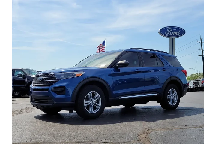 $27995 : Ford Explorer 2023 AWD XLT 4 image 8