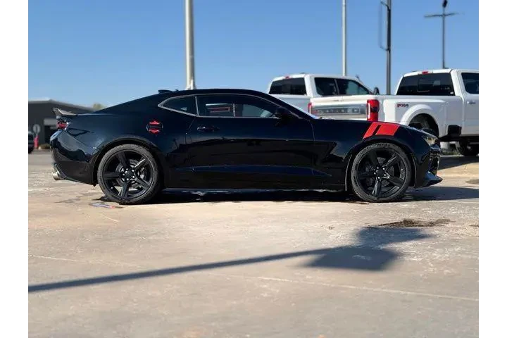 $27800 : Chevrolet Camaro 2017 SS 2dr image 6