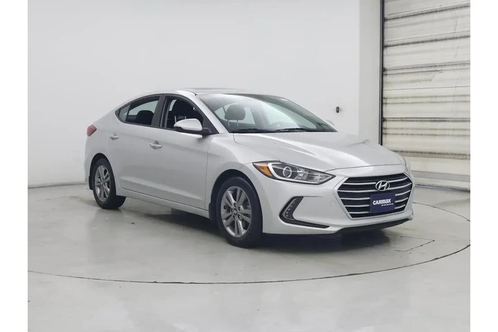 $15998 : Hyundai ELANTRA 2018 Value E image 1