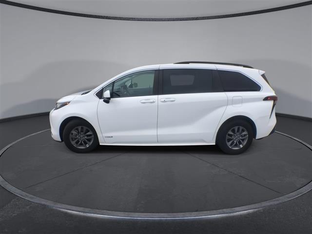 $38200 : PRE-OWNED 2021 TOYOTA SIENNA image 5