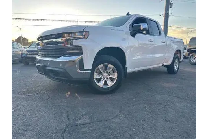 2020 Silverado 1500 LT image 3