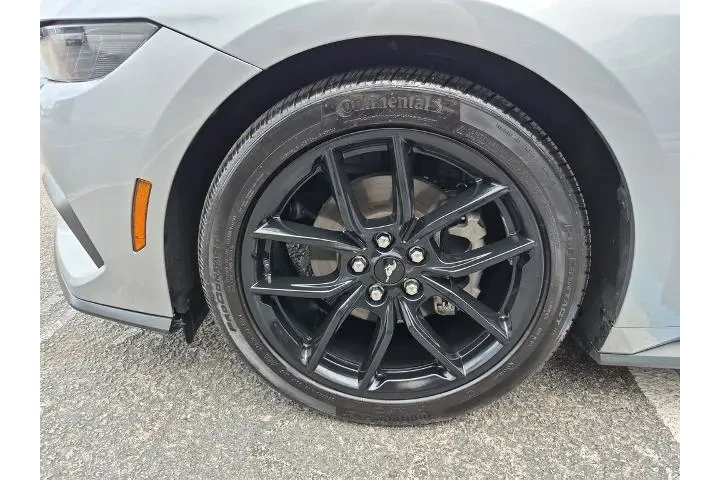 $31988 : Ford Mustang 2025 EcoBoost 2 image 8