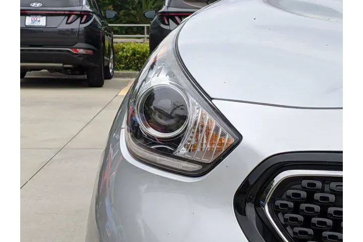 $16760 : Kia Niro 2019 Touring 4dr Cr image 9