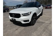 2022 XC40 T5 R-Design