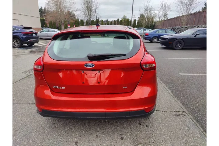 $7900 : 2018 Focus SE image 5