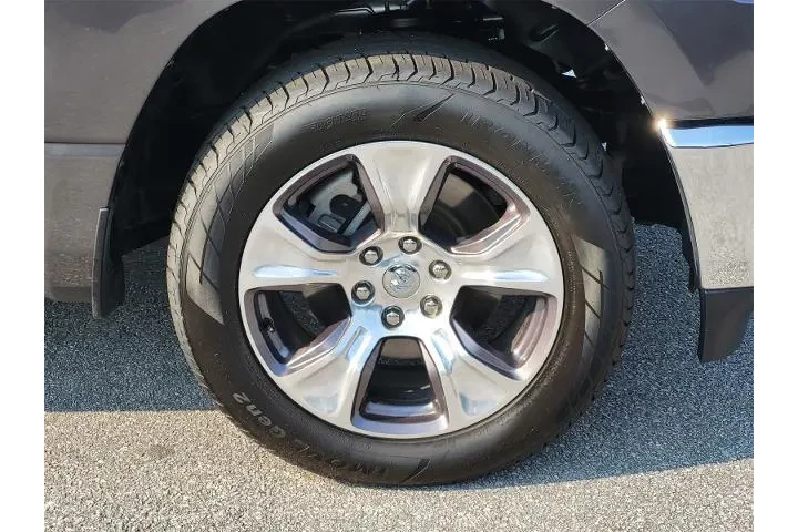 $37000 : Ram 1500 2024 4x2 Laramie 4d image 10