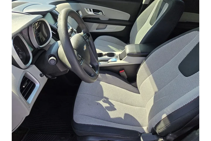 $9693 : Chevrolet Equinox 2017 LS 4d image 8