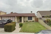 E. Cyrene Drive, Carson en Los Angeles