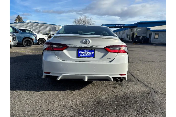 $25999 : Toyota Camry 2024 SE 4dr Sed image 4