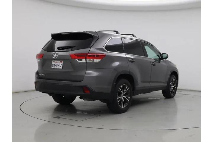 $25998 : Toyota Highlander 2019 LE 4d image 8