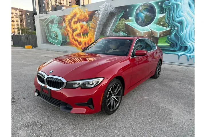 $17995 : 2019 BMW 3 Series 330i xDrive image 1