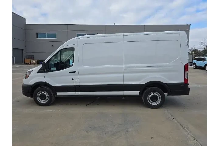 $32663 : Ford Transit 2024 250 3dr LW image 5